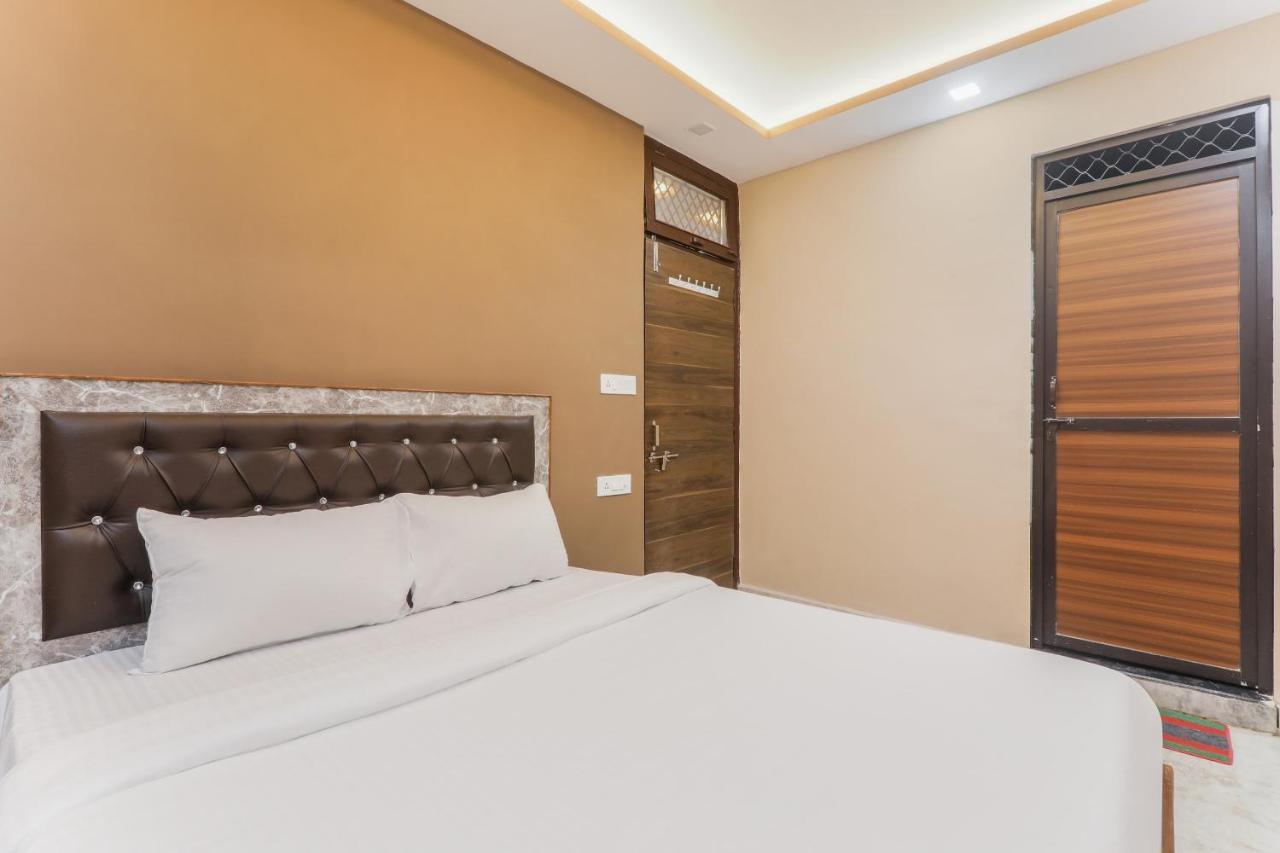 Oyo Tripureswari Guest House 普里 外观 照片