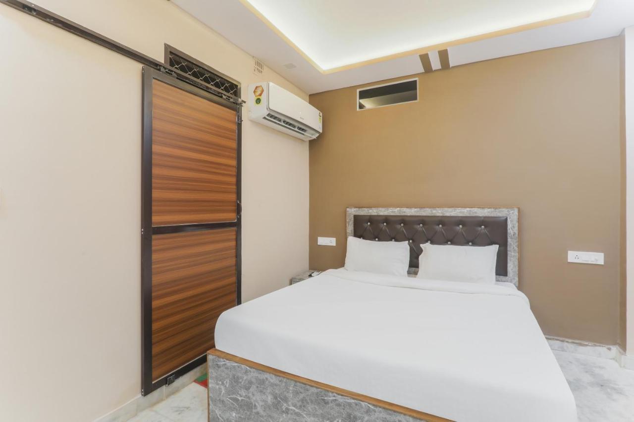 Oyo Tripureswari Guest House 普里 外观 照片