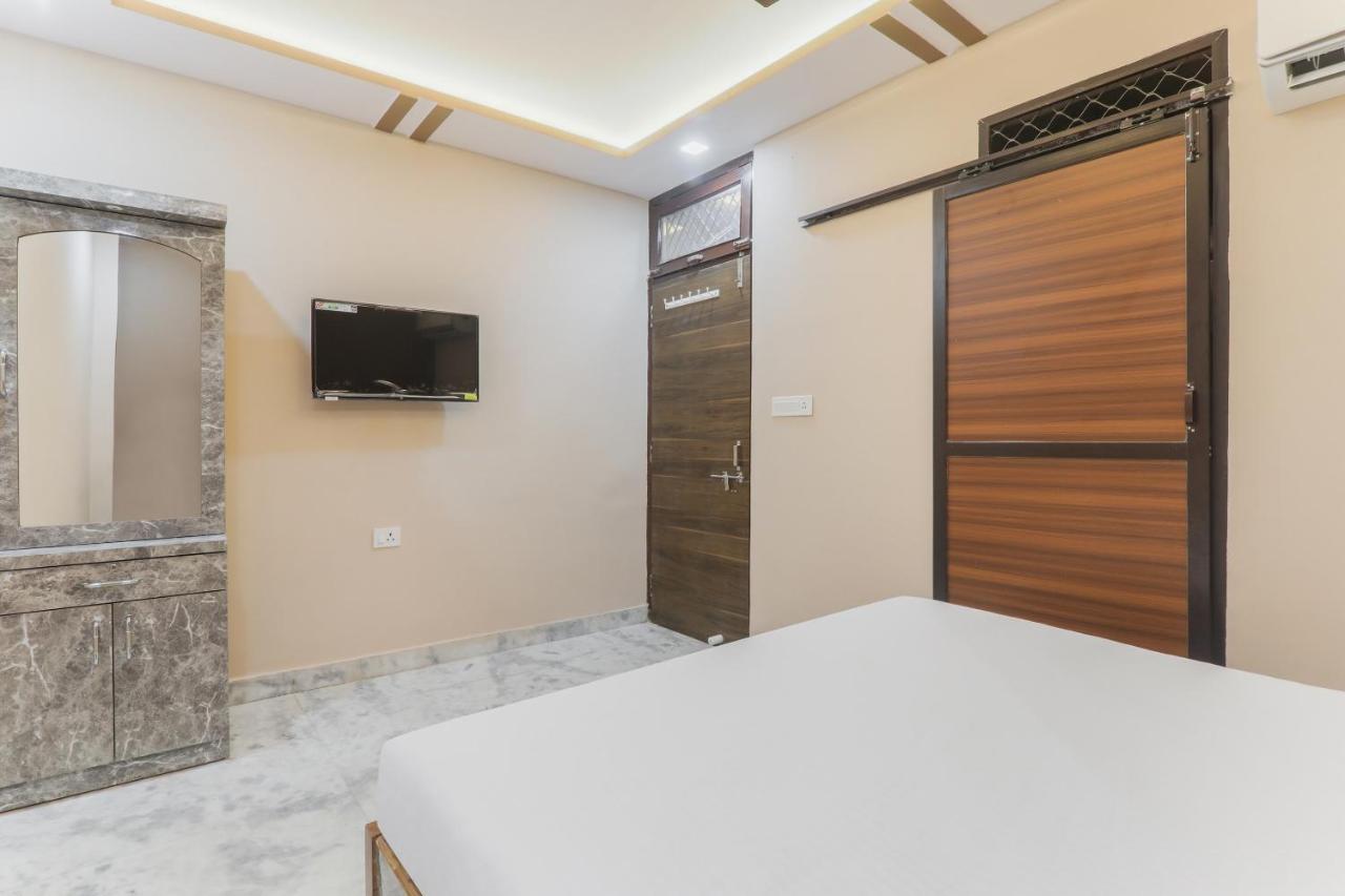 Oyo Tripureswari Guest House 普里 外观 照片